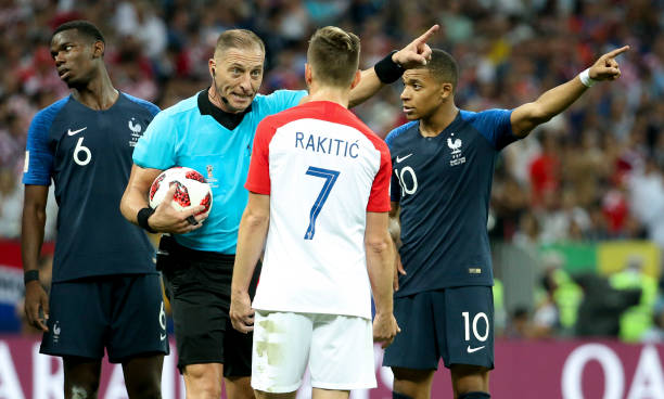 步的广泛关 步的广泛关