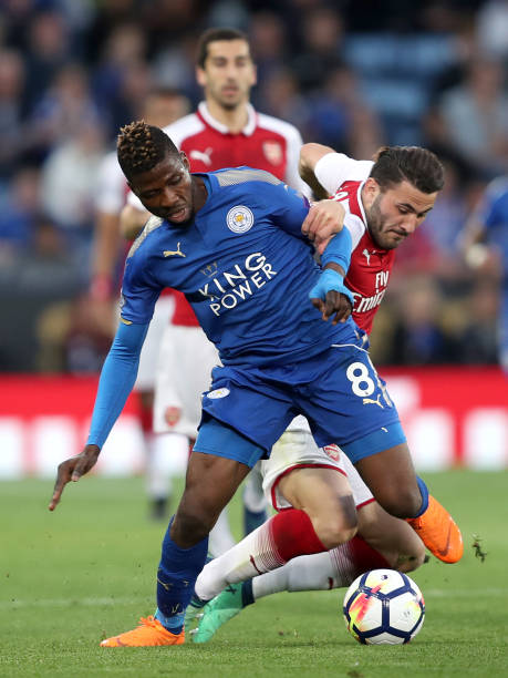 重新评估其 重新评估其