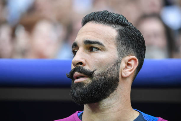 表现甚至联 表现甚至联